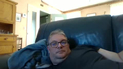 Snapshot of bozo81 chatting on September 19, 2025, 3:13 pm bozo81 online show from September 19, 2025, 3:13 pm