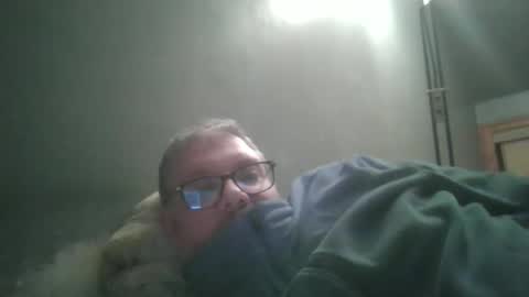 Snapshot of bozo81 chatting on September 24, 2025, 10:24 pm bozo81 online show from September 24, 2025, 10:24 pm