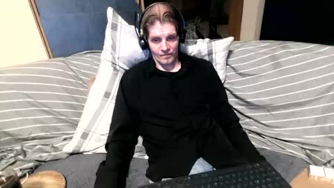 bponie1 online show from April 5, 2026, 12:08 am