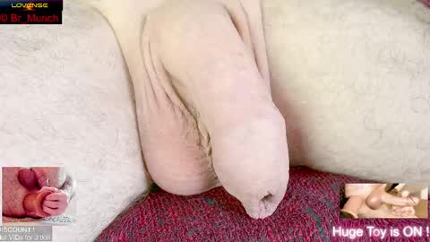 Snapshot of br_munch chatting on March 8, 2025, 4:56 am Baron online show from March 8, 2025, 4:56 am