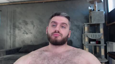 Snapshot of brad_pittfall chatting on December 13, 2024, 11:55 am ask me online show from December 13, 2024, 11:55 am