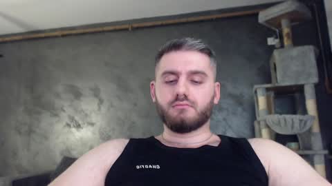 Snapshot of brad_pittfall chatting on January 1, 2025, 5:11 pm ask me online show from January 1, 2025, 5:11 pm