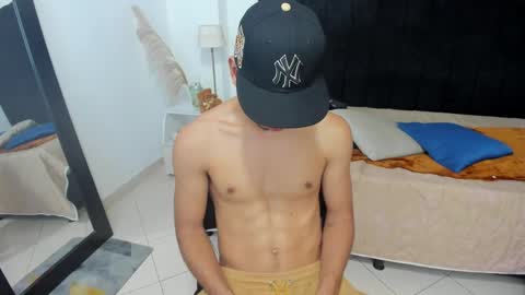 Snapshot of brad_usma chatting on February 19, 2025, 4:12 am BRAD USMA online show from February 19, 2025, 4:12 am