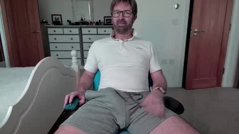 Snapshot of bradley77777 chatting on January 24, 2025, 11:48 am bradley77777 online show from January 24, 2025, 11:48 am