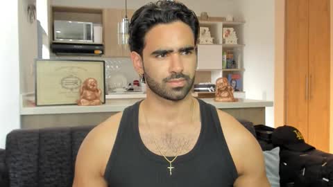 bradleymartin7 online show from November 23, 2025, 5:13 pm