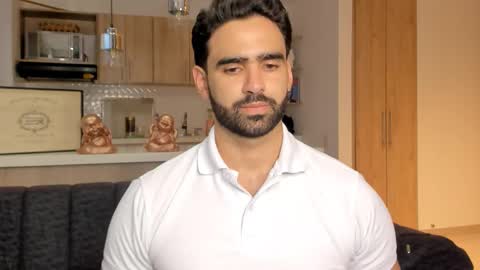 bradleymartin7 online show from February 3, 2026, 11:10 pm