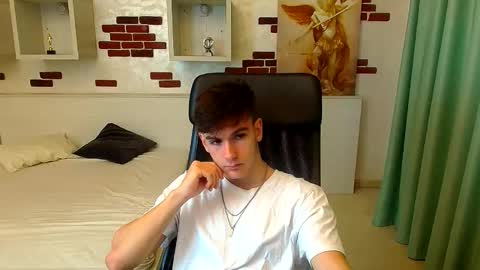 BradyFlint online show from November 19, 2025, 6:13 am