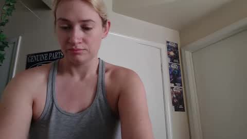 Snapshot of braindeadbetty chatting on March 8, 2026, 6:34 pm i am a naughty jedi knight online show from March 8, 2026, 6:34 pm