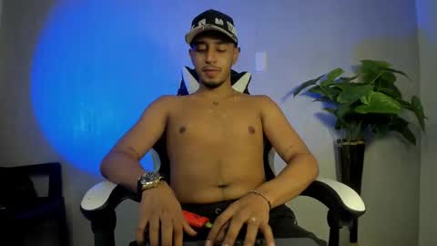 Brand  online show from December 14, 2025, 8:35 pm