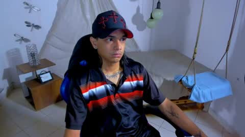 Snapshot of brand_hades chatting on June 25, 2026, 5:12 am B R A N D online show from June 25, 2026, 5:12 am