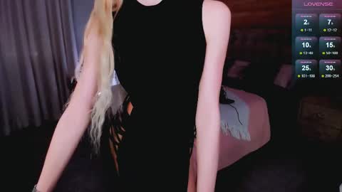 Emilia online show from April 18, 2026, 8:40 am