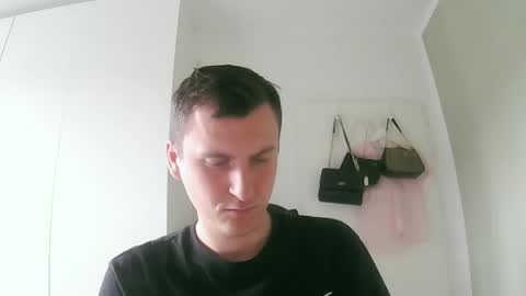 brandinator__cb online show from June 10, 2026, 7:07 am