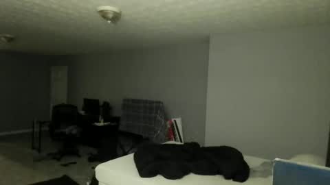 brandon255225 online show from June 15, 2026, 6:48 am
