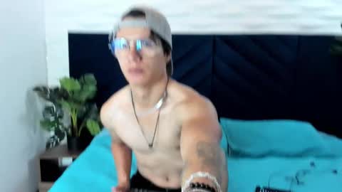 brandon_starkk online show from November 11, 2025, 11:32 am