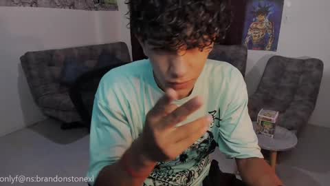 Snapshot of brandonstonexl chatting on December 7, 2024, 2:20 am Brandon Stone online show from December 7, 2024, 2:20 am