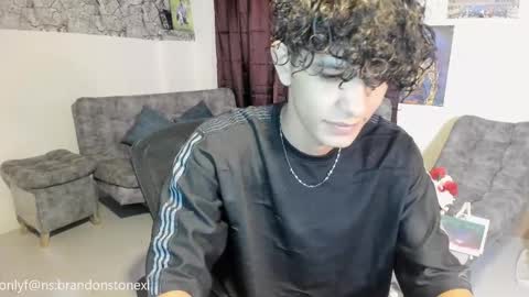 Snapshot of brandonstonexl chatting on February 18, 2025, 5:53 am Brandon Stone online show from February 18, 2025, 5:53 am