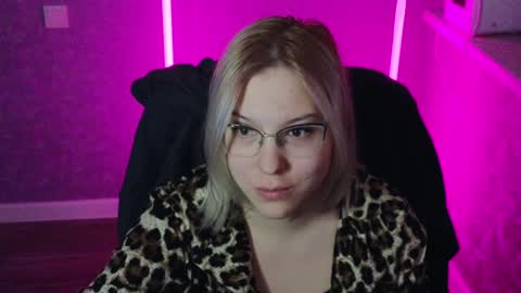 Snapshot of brandy__stars chatting on January 29, 2025, 12:33 am Belle online show from January 29, 2025, 12:33 am