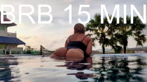 Snapshot of brandy__stars chatting on February 8, 2025, 5:18 am Belle online show from February 8, 2025, 5:18 am