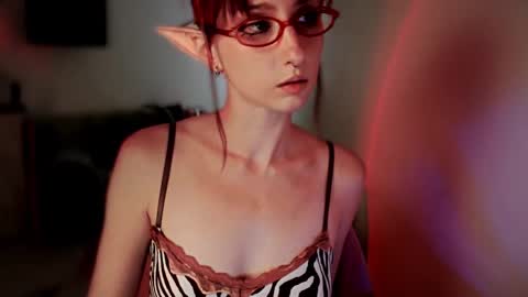 Aurorabut ur dad just calls me Rory online show from November 26, 2025, 11:22 am