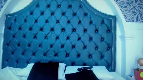 I am your sweet whore online show from February 27, 2025, 11:04 pm