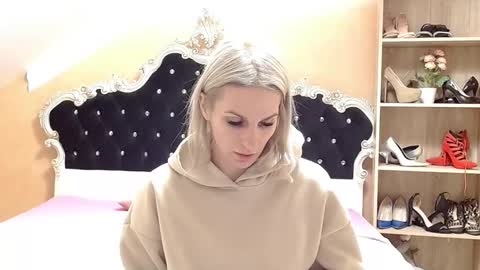 Snapshot of brandyweed chatting on December 22, 2025, 7:49 am brandyweed online show from December 22, 2025, 7:49 am