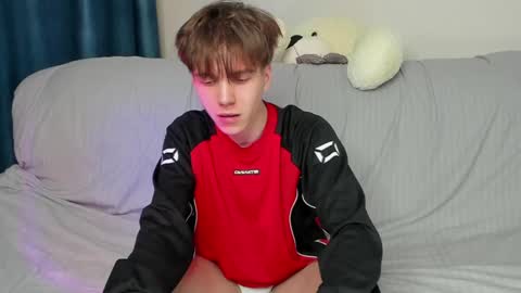 Snapshot of braxiboy chatting on December 22, 2024, 5:21 pm Brax online show from December 22, 2024, 5:21 pm