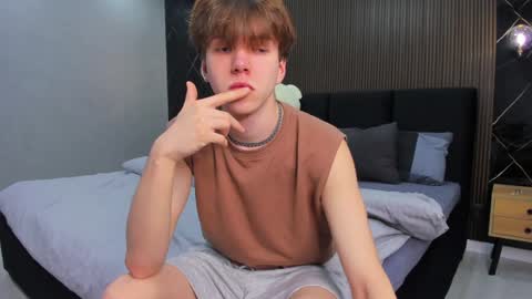 Snapshot of braxiboy chatting on February 3, 2025, 12:47 pm Brax online show from February 3, 2025, 12:47 pm