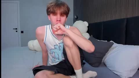 Snapshot of braxiboy chatting on February 20, 2025, 11:32 pm Brax online show from February 20, 2025, 11:32 pm