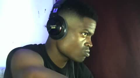 Snapshot of brayan1111x chatting on November 9, 2025, 1:20 pm brayan1111x online show from November 9, 2025, 1:20 pm