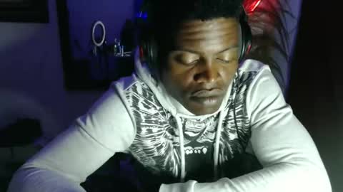 brayan1111x online show from May 17, 2026, 6:55 am