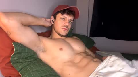 braziliangoodboy online show from May 13, 2026, 3:04 am