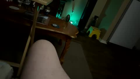 brdmkr online show from January 4, 2025, 12:59 pm