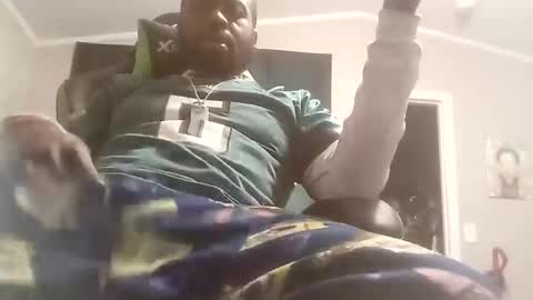 breeze316 online show from November 24, 2025, 3:06 am