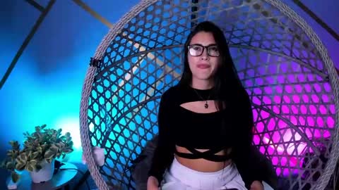 Brenda moris online show from April 16, 2026, 9:39 pm