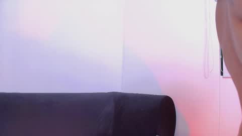 Brendita  online show from February 10, 2025, 3:21 pm