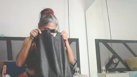 Snapshot of brenda_velasquez chatting on September 19, 2025, 9:04 pm BRENDA VELASQUEZ online show from September 19, 2025, 9:04 pm