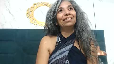 BRENDA VELASQUEZ online show from May 13, 2026, 7:00 pm
