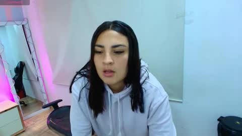 BRENDDA  online show from November 16, 2025, 3:23 am