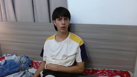 Snapshot of brent18_ chatting on February 12, 2025, 1:09 am Esteban online show from February 12, 2025, 1:09 am