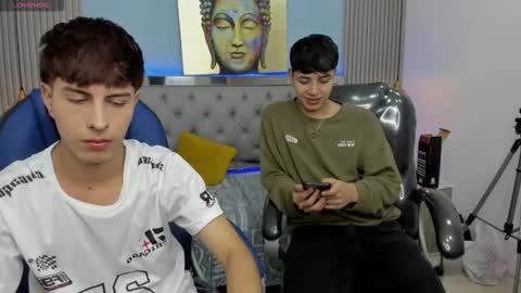 Snapshot of brent18_ chatting on December 2, 2025, 3:56 am Esteban online show from December 2, 2025, 3:56 am