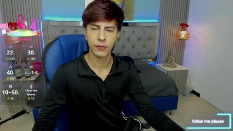 Snapshot of brent18_ chatting on January 19, 2026, 2:37 am Esteban online show from January 19, 2026, 2:37 am