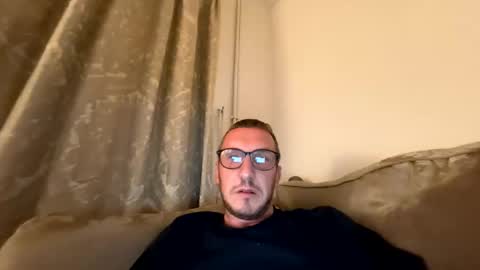 Snapshot of brettbigdee chatting on May 16, 2026, 1:35 am brettbigdee online show from May 16, 2026, 1:35 am