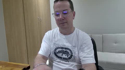 Brett online show from November 21, 2025, 4:38 pm