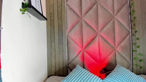 B R I A  online show from February 9, 2026, 1:20 am