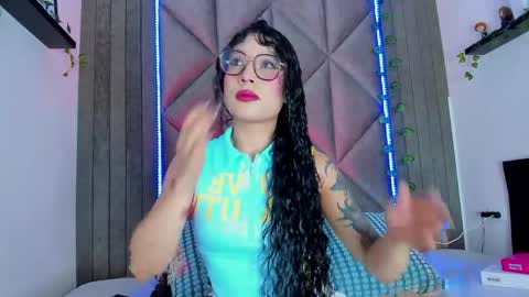 Snapshot of briaconner_ chatting on April 15, 2026, 2:51 am B R I A online show from April 15, 2026, 2:51 am