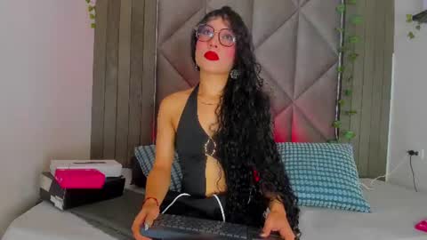 Snapshot of briaconner_ chatting on June 20, 2026, 2:58 am B R I A online show from June 20, 2026, 2:58 am