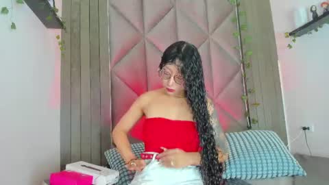 Snapshot of briaconner_ chatting on June 22, 2026, 1:40 am B R I A online show from June 22, 2026, 1:40 am