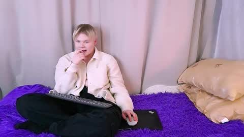 brian_mils online show from February 20, 2026, 12:05 pm