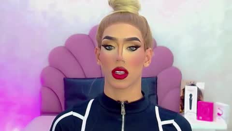 BRIANA online show from March 12, 2026, 4:51 am