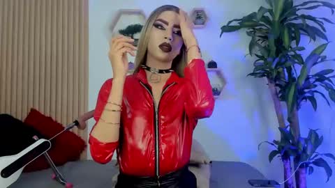 Snapshot of briana_white chatting on September 23, 2025, 5:16 pm briana_white online show from September 23, 2025, 5:16 pm